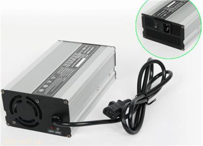  24V15A电动清洗机充电器